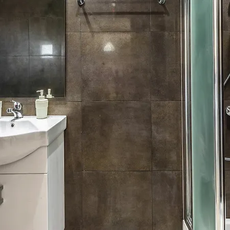 Christina فيلة *